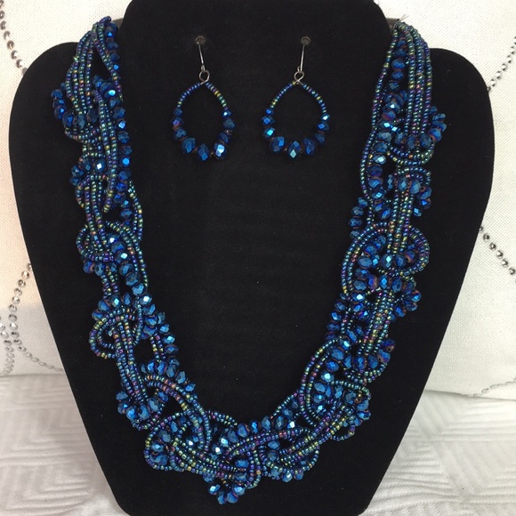Jewelry - NEW!! GORGEOUS COBALT Necklace & Earrings Set!!